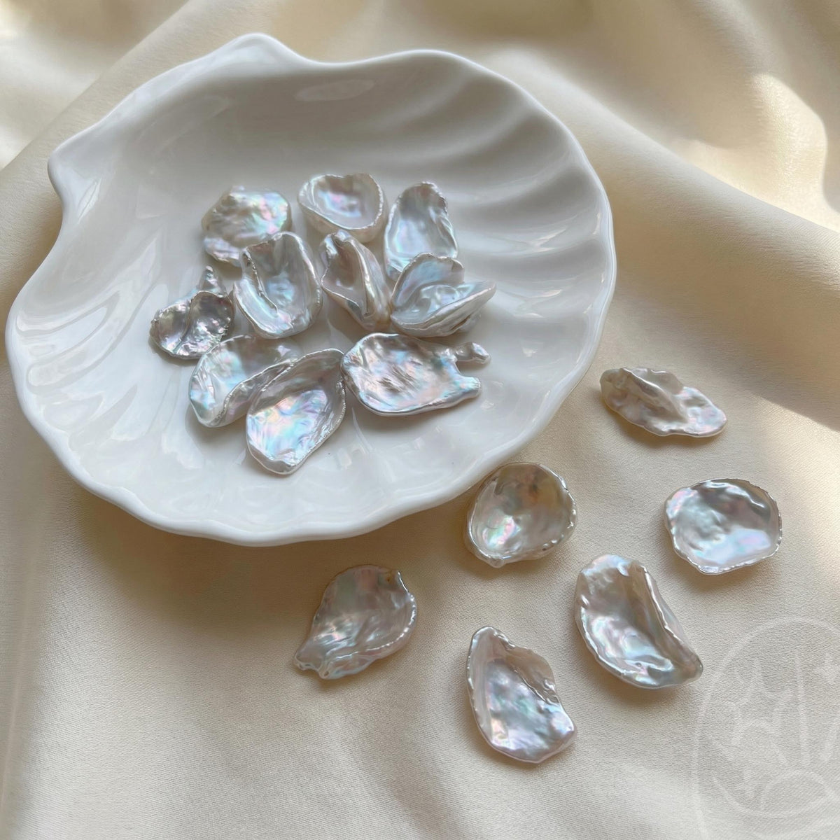 Bloom Petal Shape Pearl