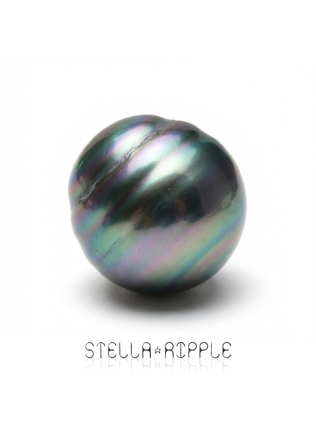 Drift Tide Tahitian Pearl