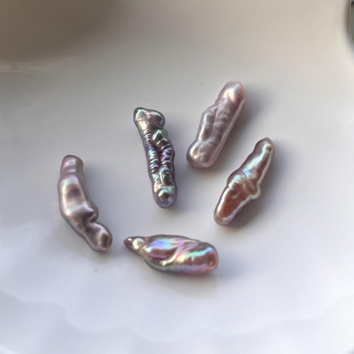 Eclipse Keshi Pearl【5pc 17mm+ E-Keshi Pearls】(Only 2 left)