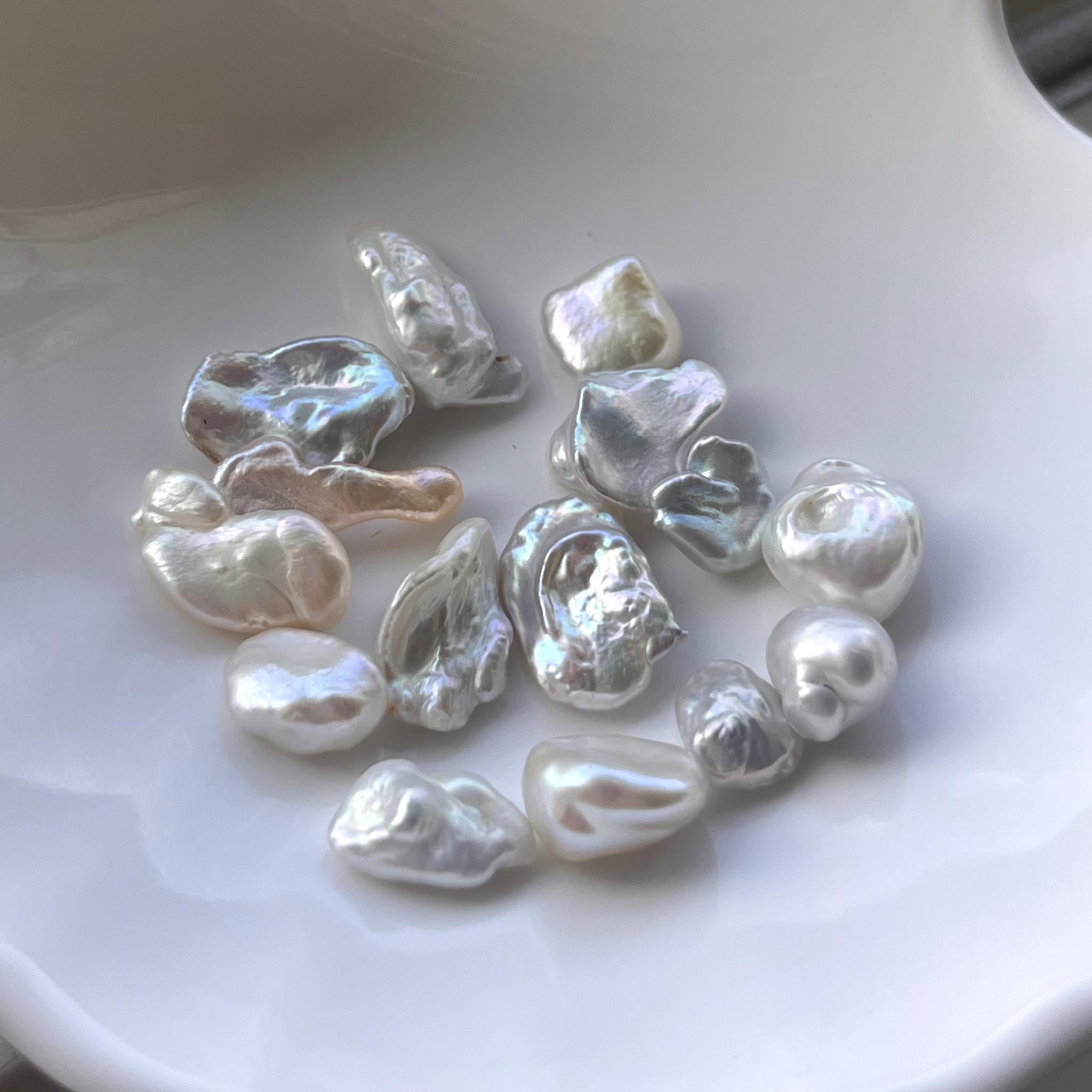 Halo Keshi Pearl【15pc H-Keshi Pearls】(Only 2 left)