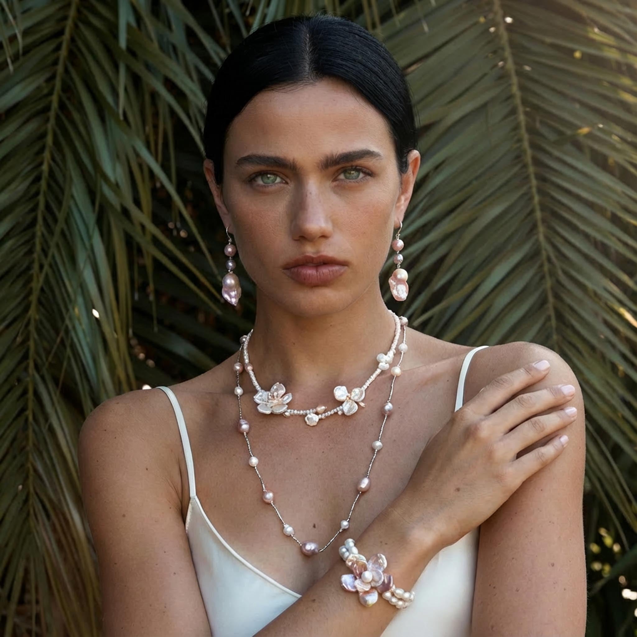 【Last One】Triple Hibiscus Choker