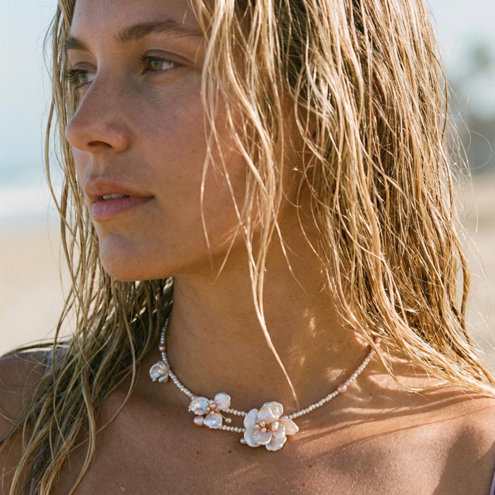 【Last One】Triple Hibiscus Choker