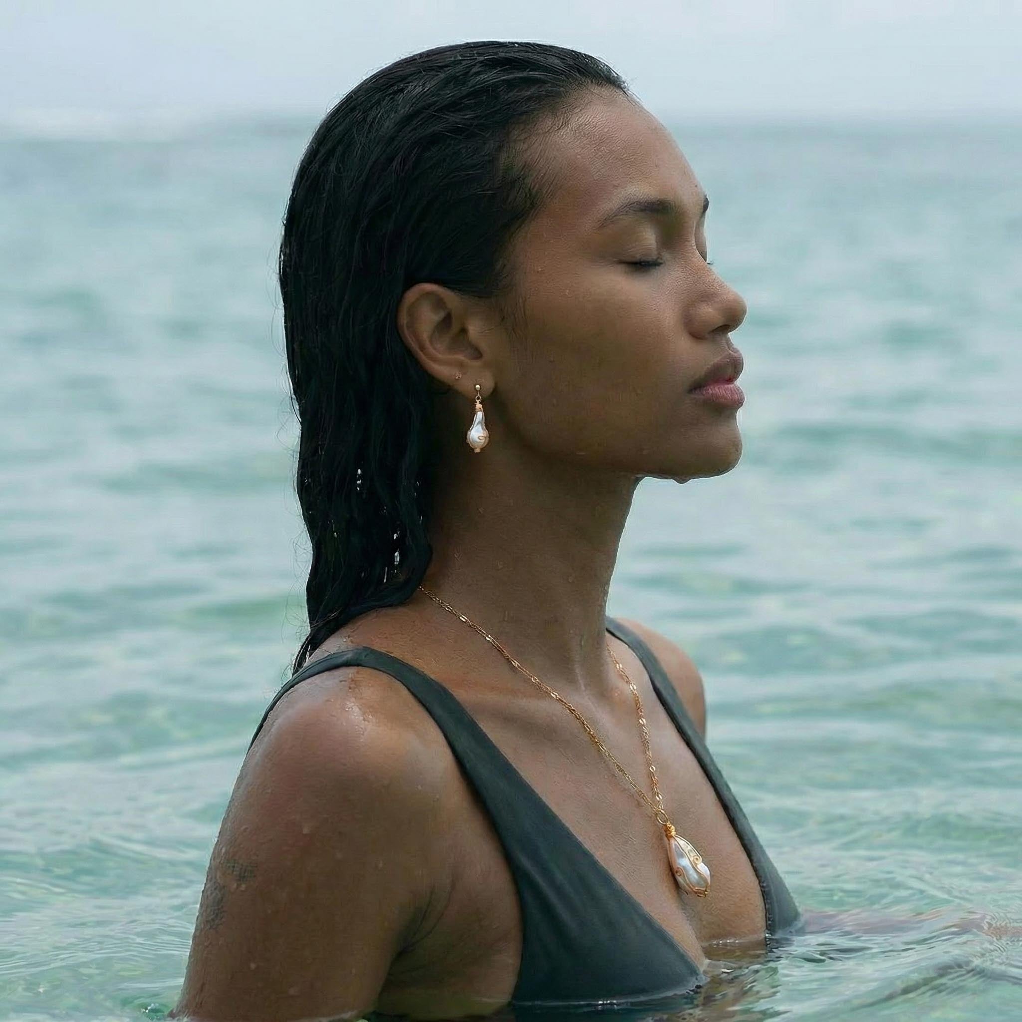 Embrace of Tides Pendent