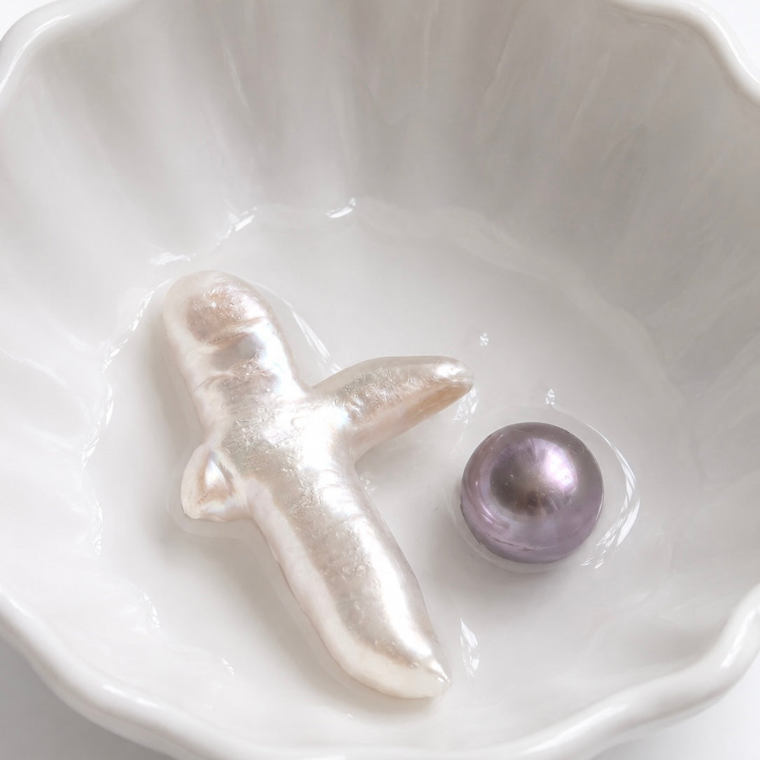 Supreme Cross Clam (1 30mm+ Supreme Cross Pearl + 1 Edison Pearl)