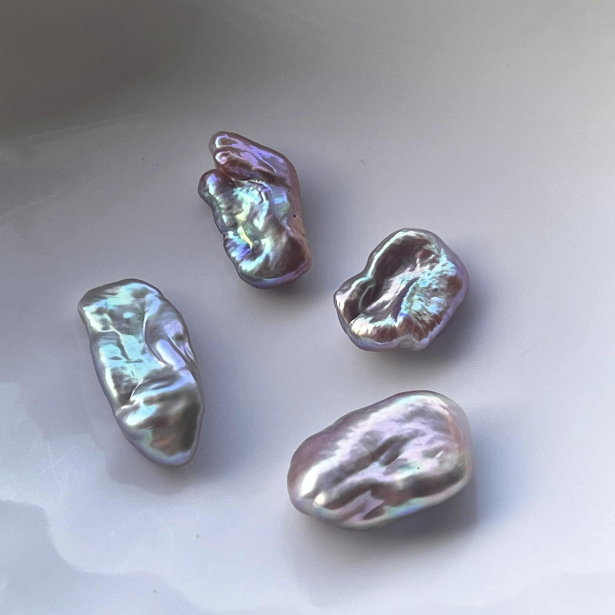 Prism Petal Pearl【2pc 13mm+ Petal Pearls】(Only 2 left)