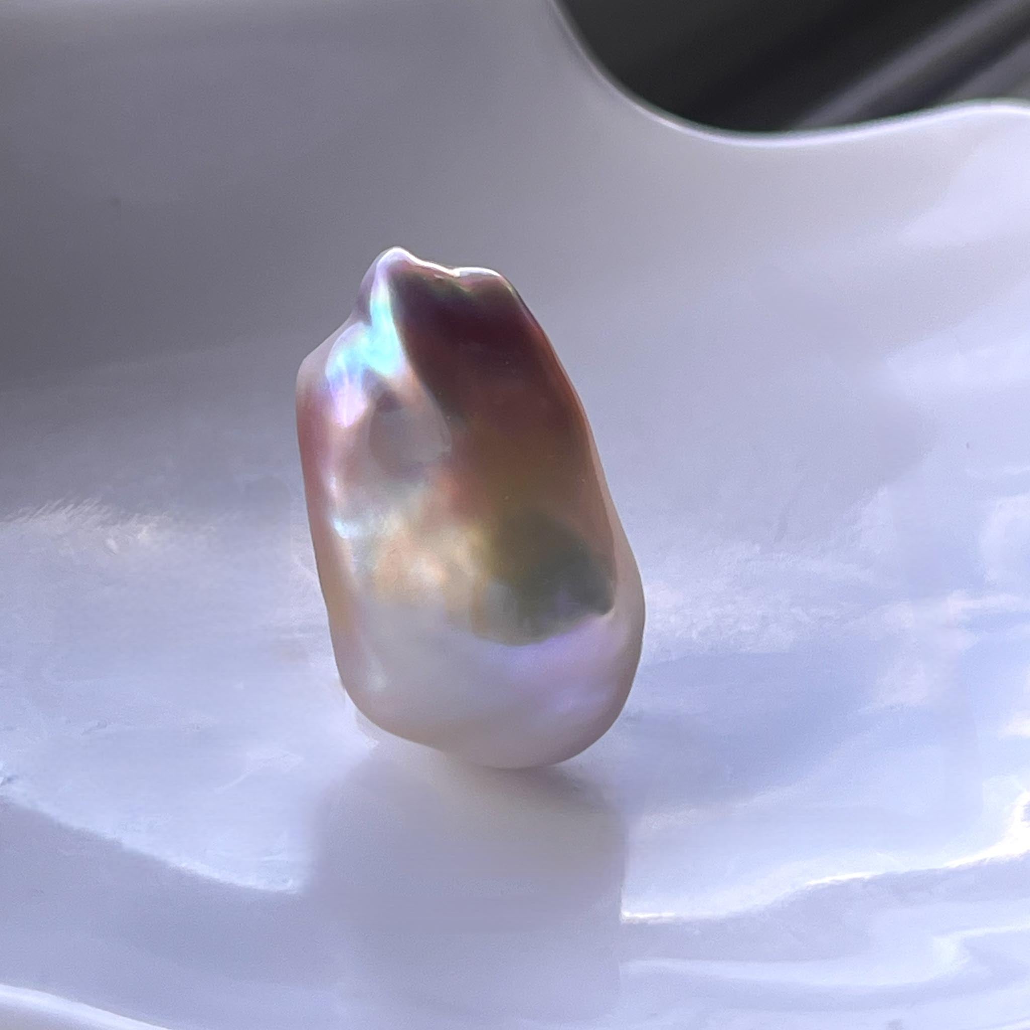 Supreme Reef Pearl【1pc 25mm+ Large Baroque】(Only 6 left)