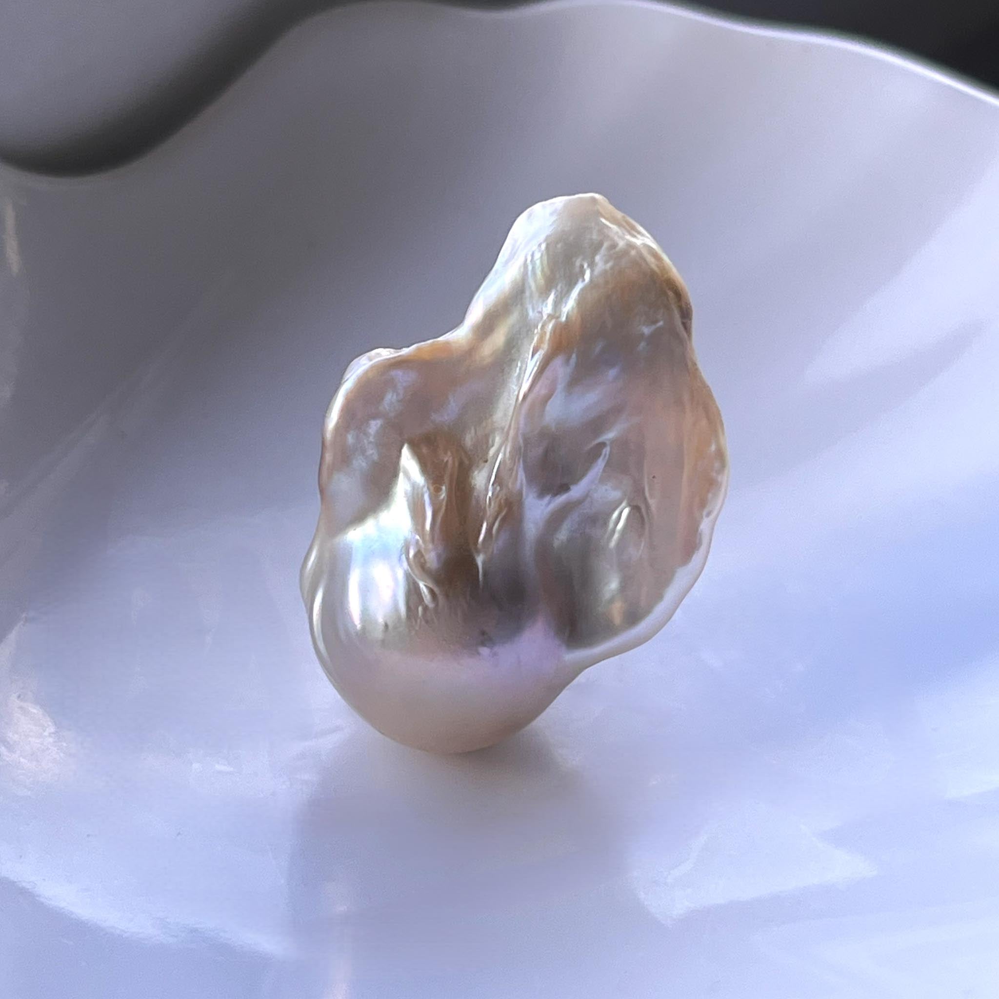 Supreme Reef Pearl【1pc 25mm+ Large Baroque】(Only 6 left)