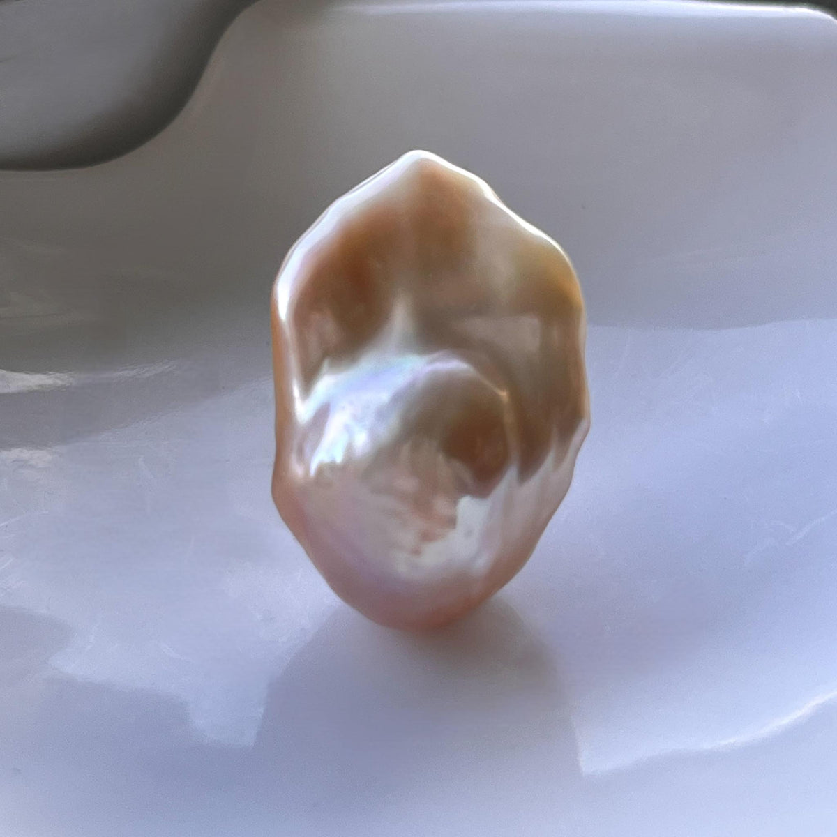 Supreme Reef Pearl【1pc 25mm+ Large Baroque】(Only 6 left)